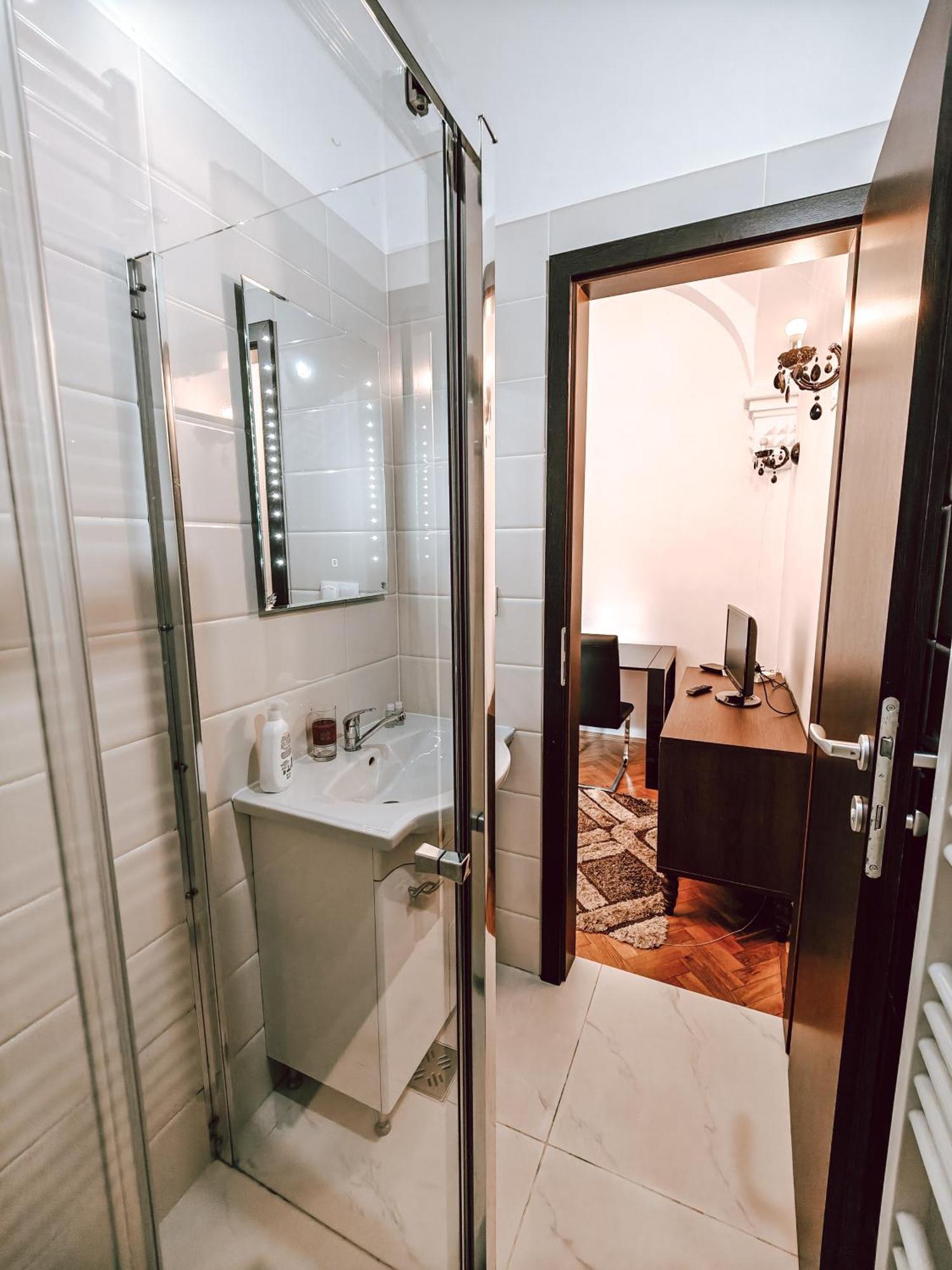 Berindei Studio - City Center - Private Parking Клуж-Напока Экстерьер фото